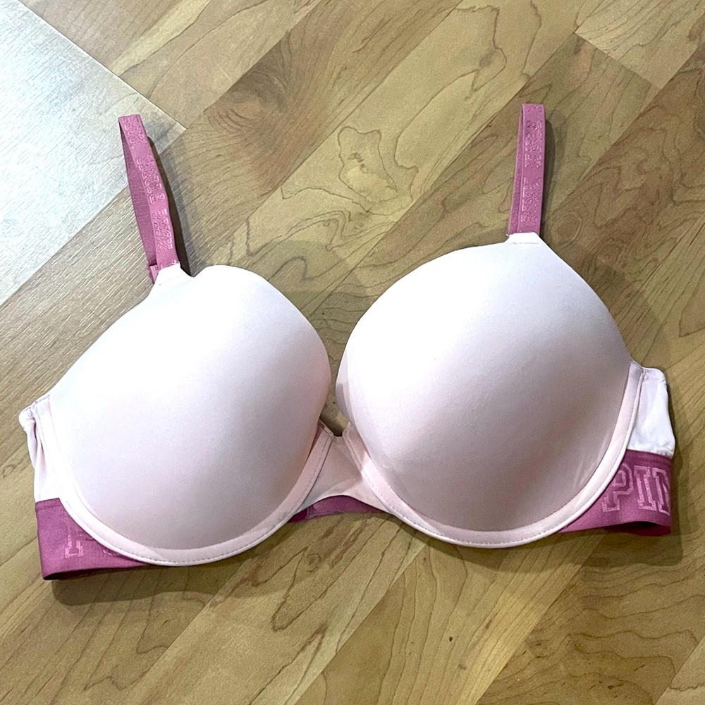 PINK Wear Everywhere Push-Up Bra 💗
